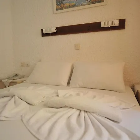 Haus Maria Aparthotel Nea Poteidaia
