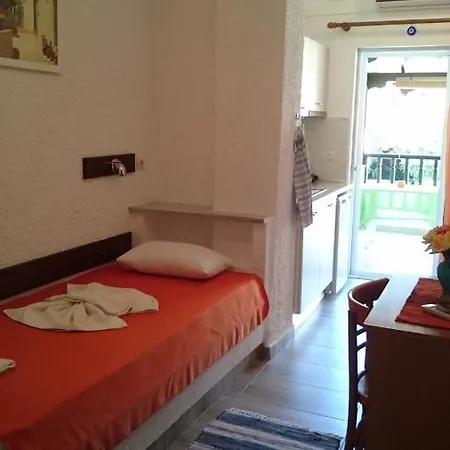Aparthotel Haus Maria Nea Poteidaia